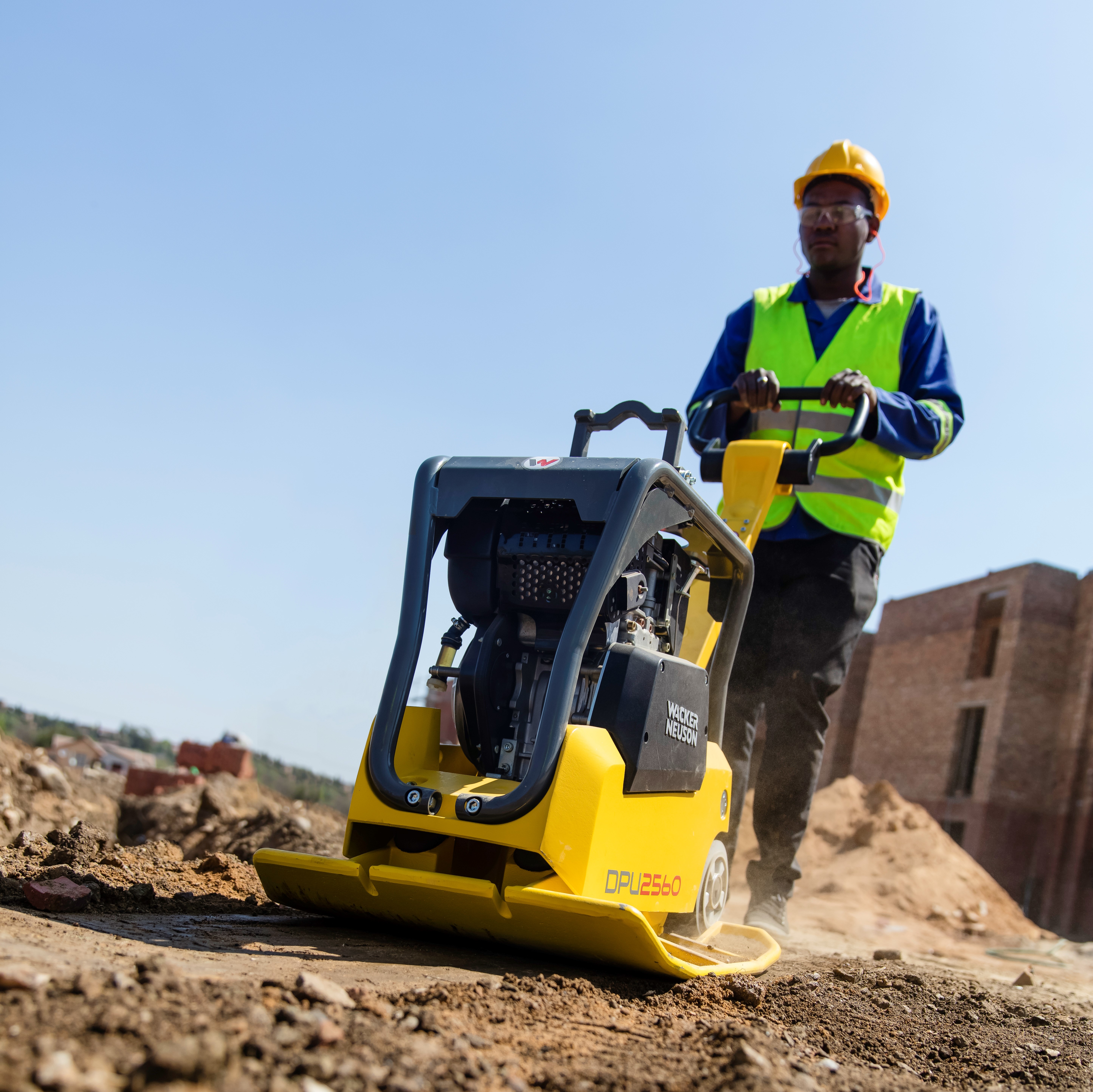 Reversible Vibratory Plates Image 2