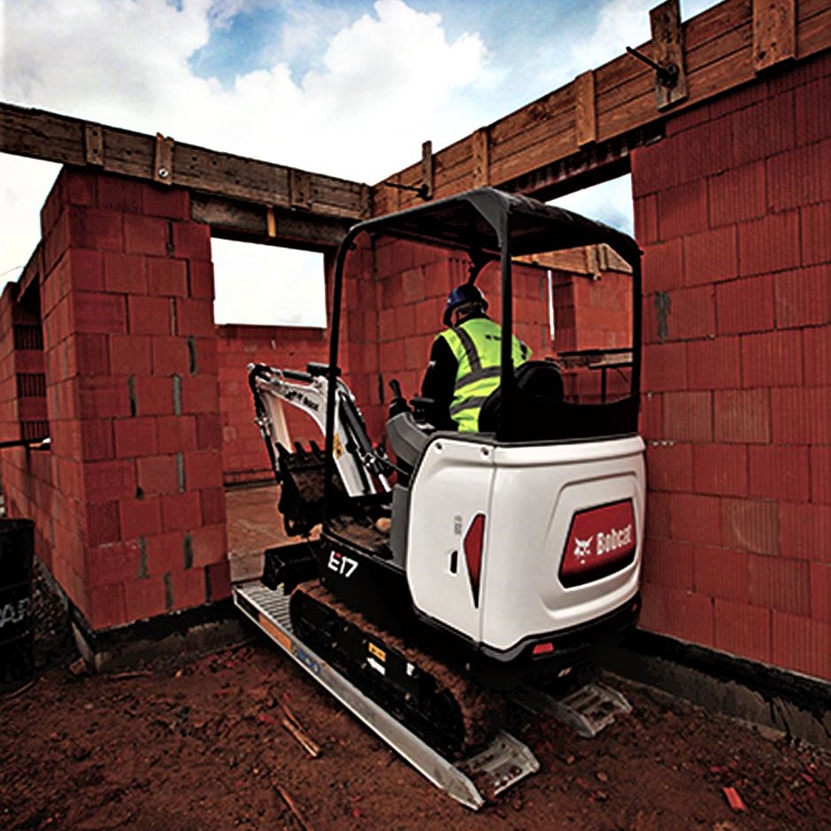 1.8T Mini Excavator Image 6