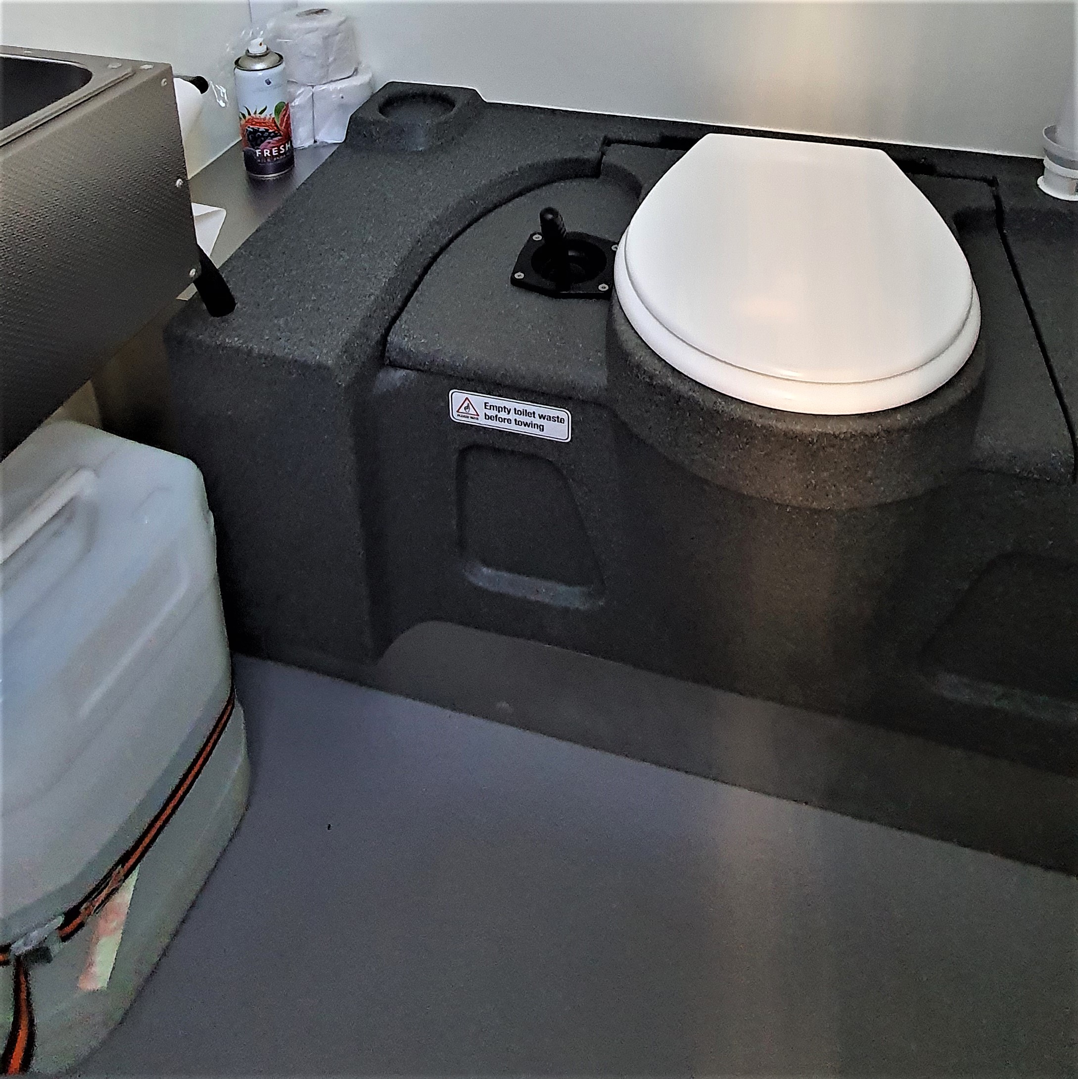 12ft Mobile Welfare Units with Solar Upgrade Image 12