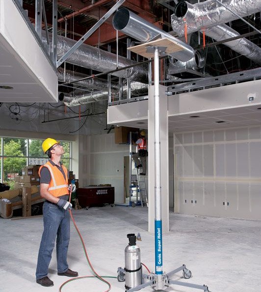 Genie GH3.8 Gas Material Lift 136Kg Image 4