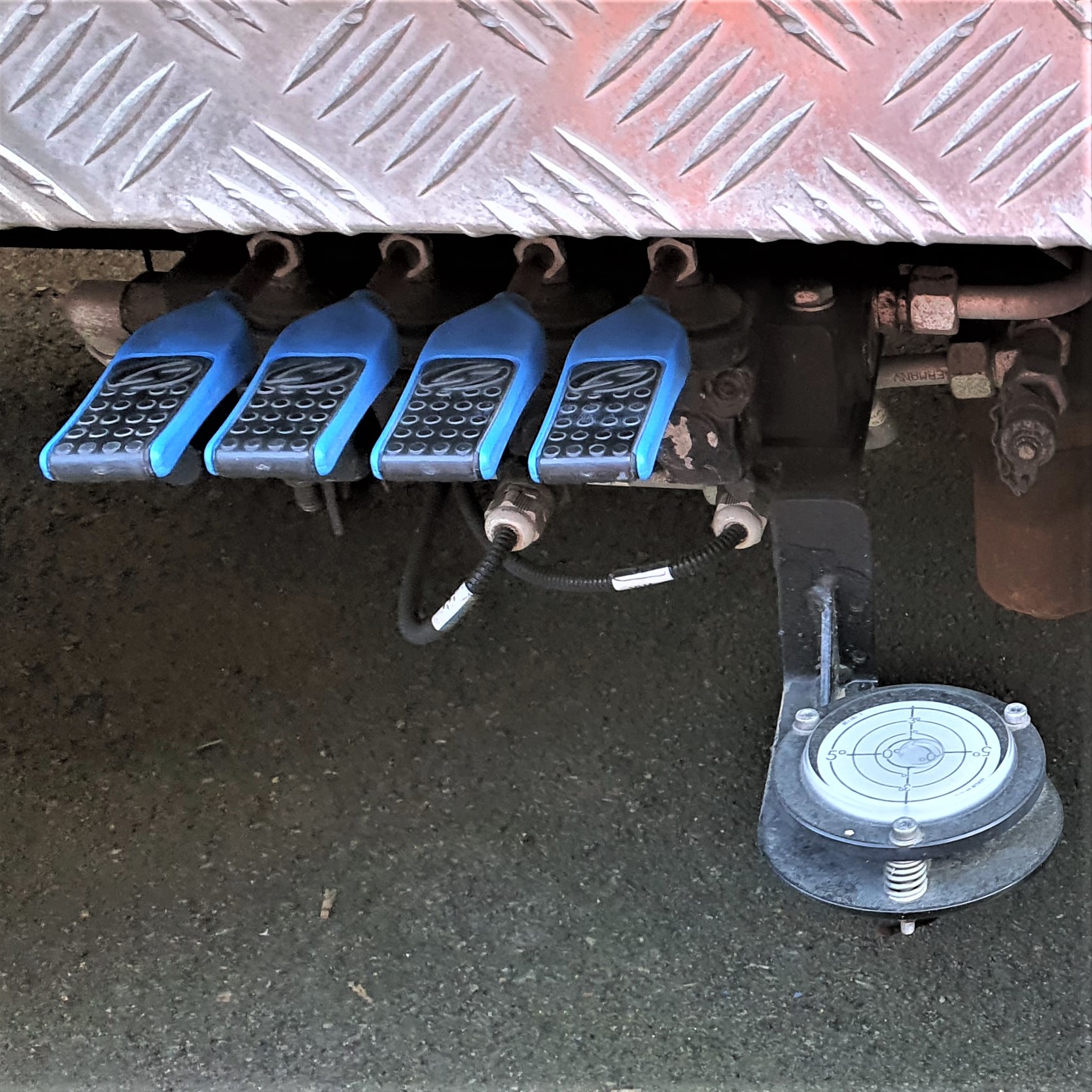 20m Truck Mounted Articulated Boom Image 2