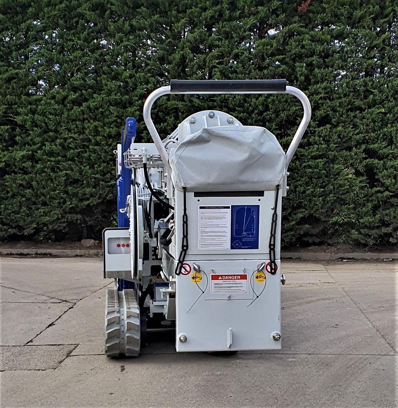 Falcon 42m Double Track Access Platform Image 7