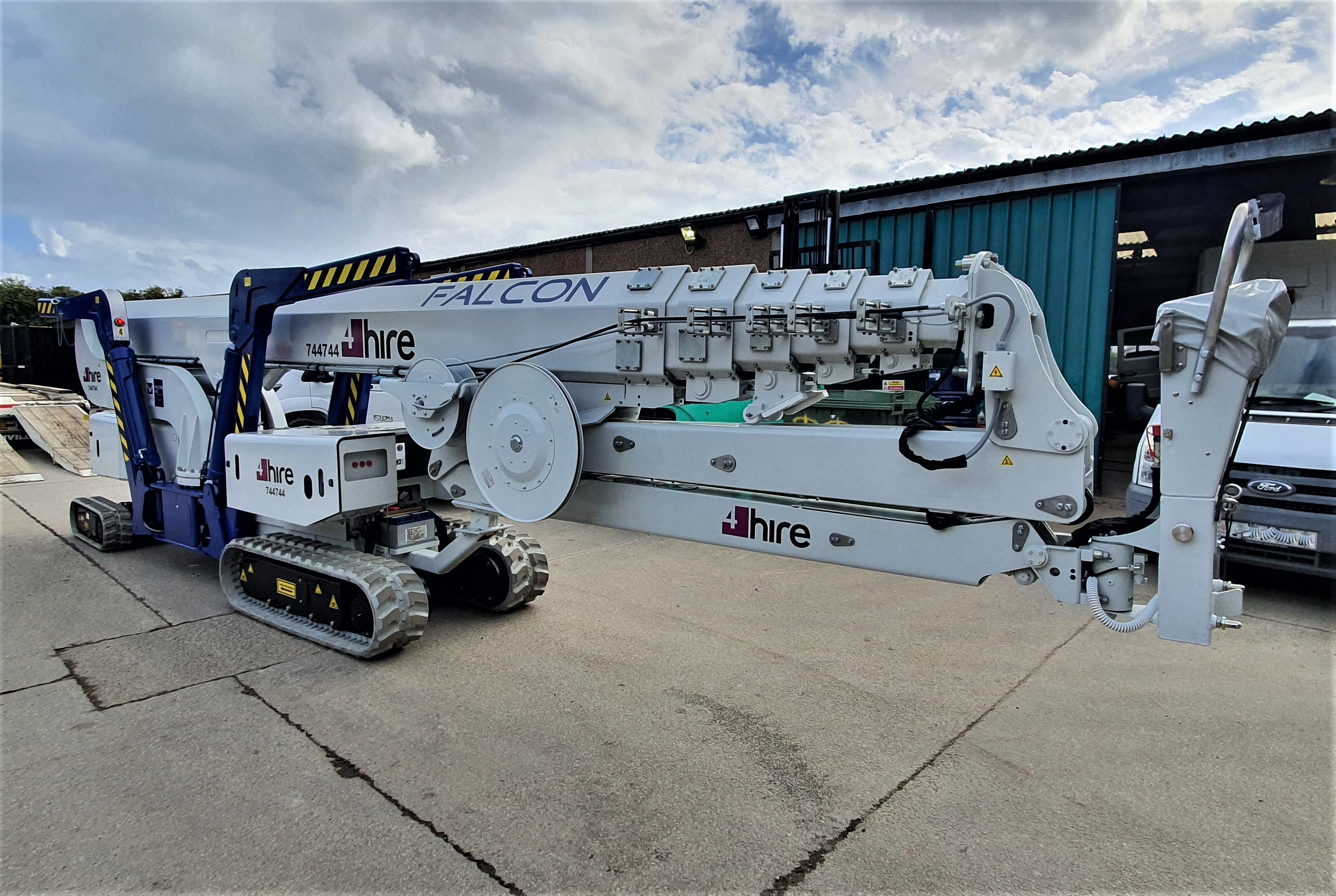 Falcon 42m Double Track Access Platform Image 8