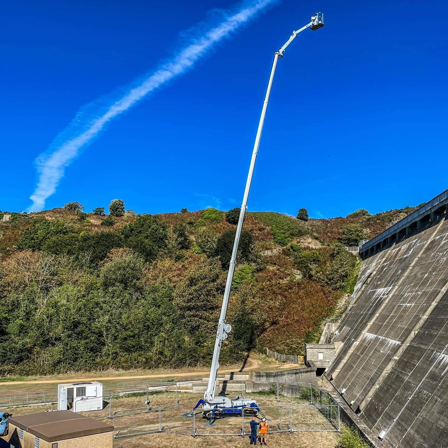 Falcon 42m Double Track Access Platform Image 17