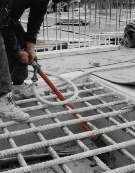 PNEUMATIC POLE SCABBLER Image 4