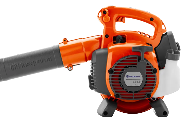 Lightweight Leaf Blower Image 3