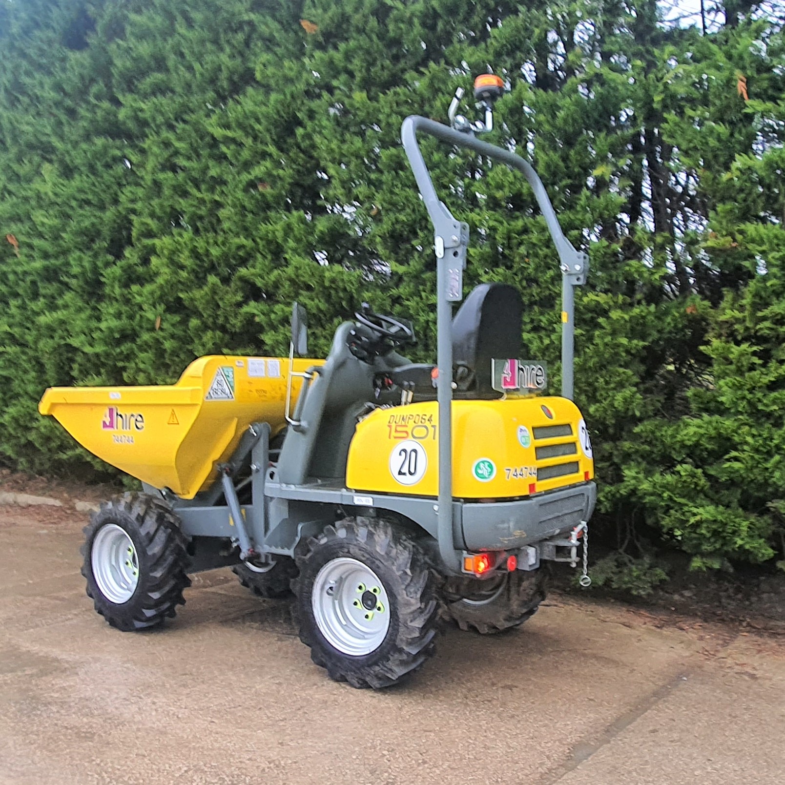 1.5T High Tip Dumper Image 4