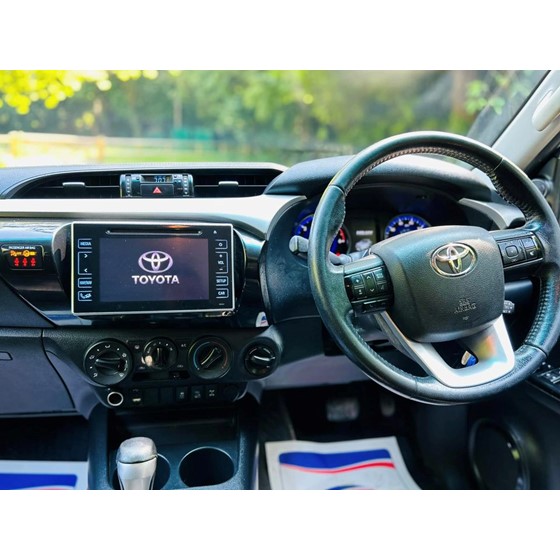2018 Toyota Hilux 2.4D4D Icon Double Cab Pickup Image 7