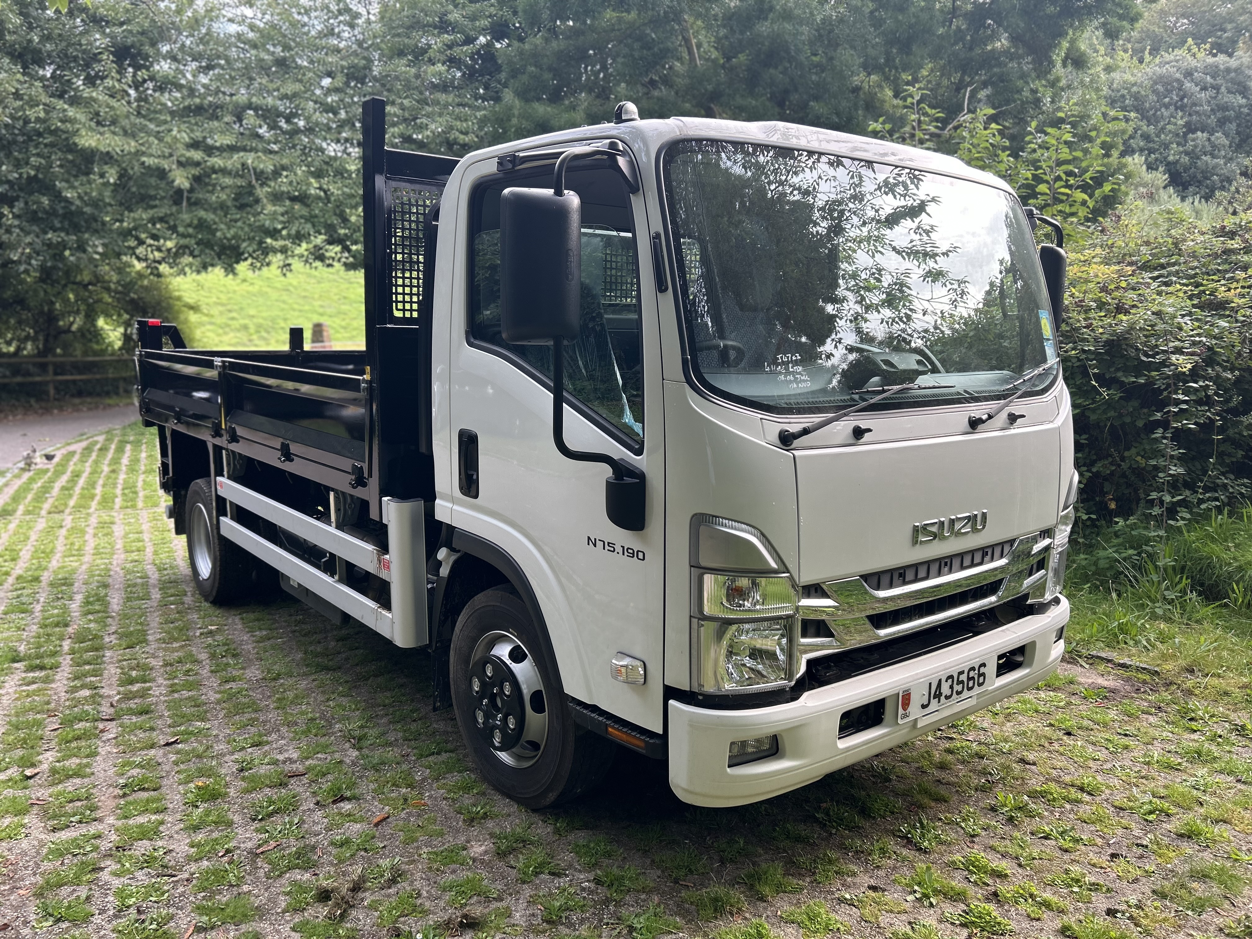 2023 Isuzu 7.5ton N75-190 Tipper Image 5