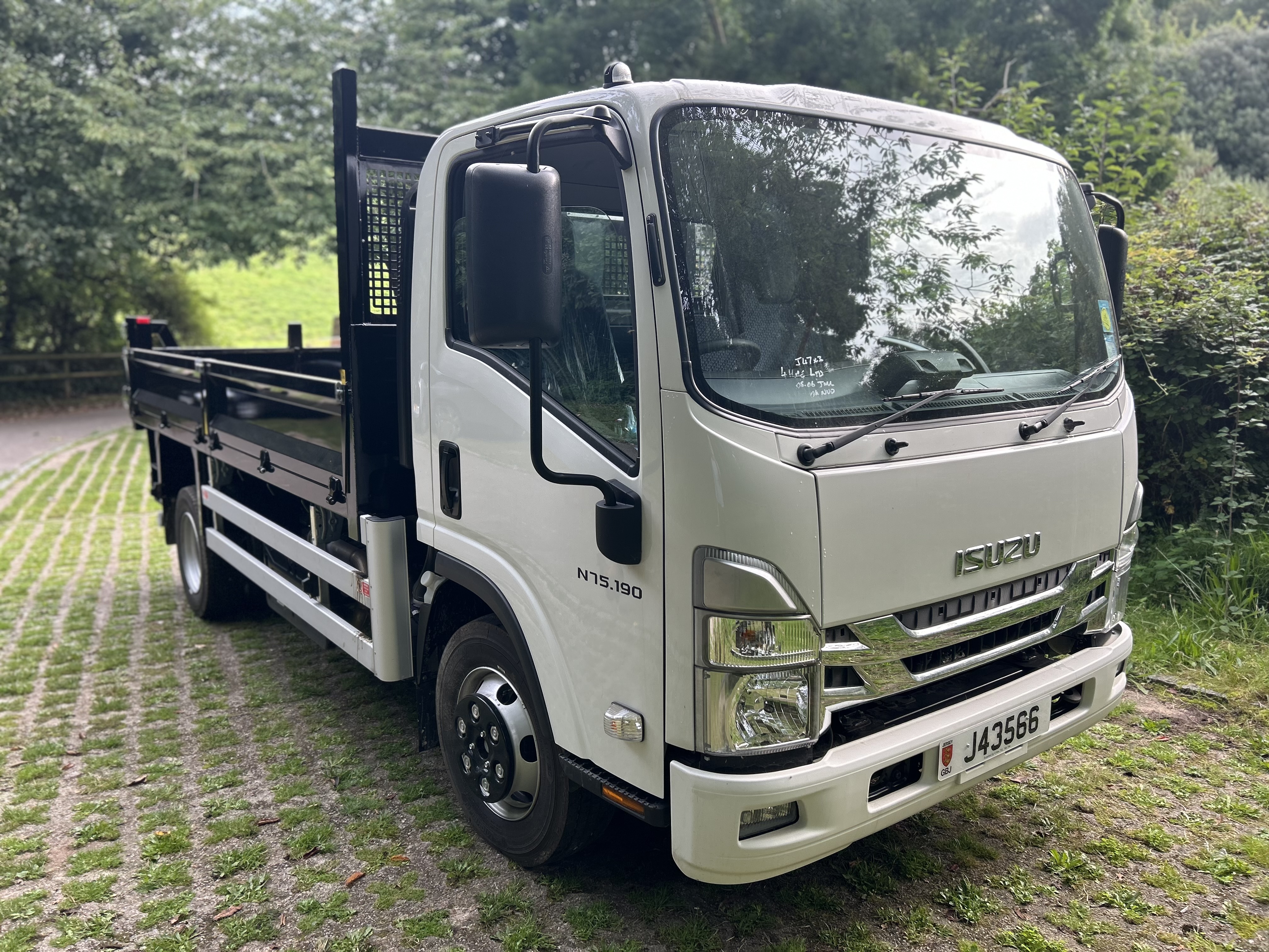 2023 Isuzu 7.5ton N75-190 Tipper Image 6