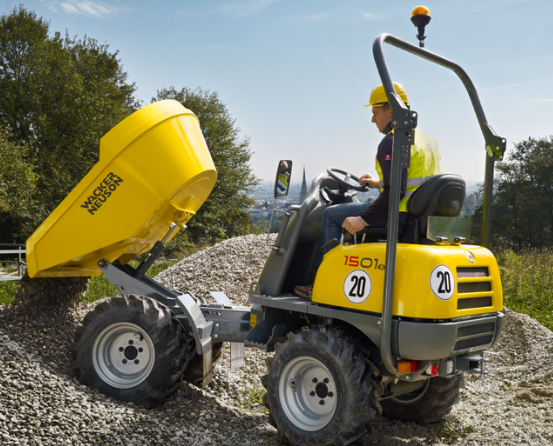 1.5T Swivel Dumper Image 3