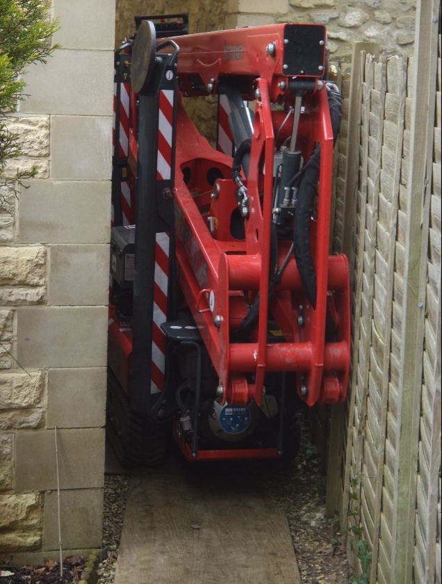 Hinowa 17.75 Image 3