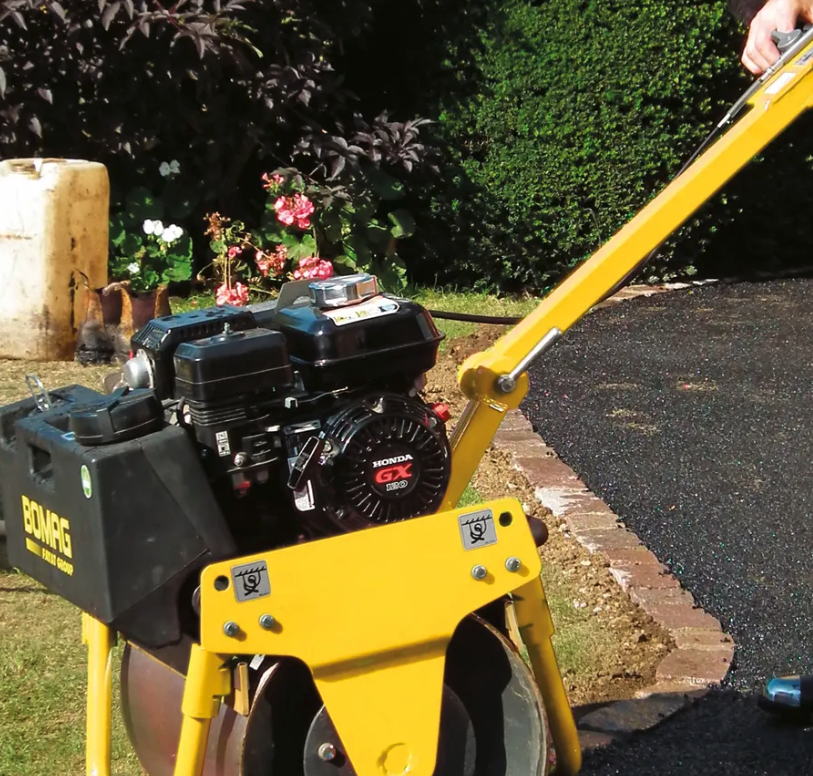 560mm BW55  single drum roller Image 3
