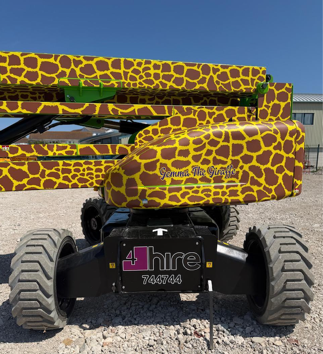 Gemma the Giraffe Image