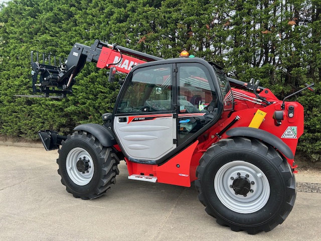 Telehandler 3.3T 10m Image 4