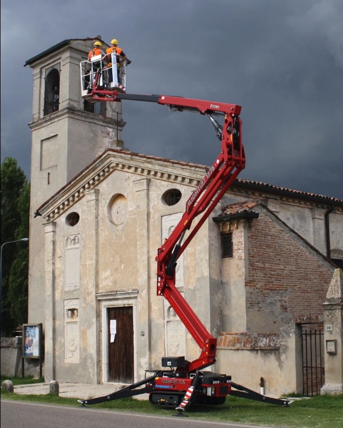 Hinowa 17.75 Image 2